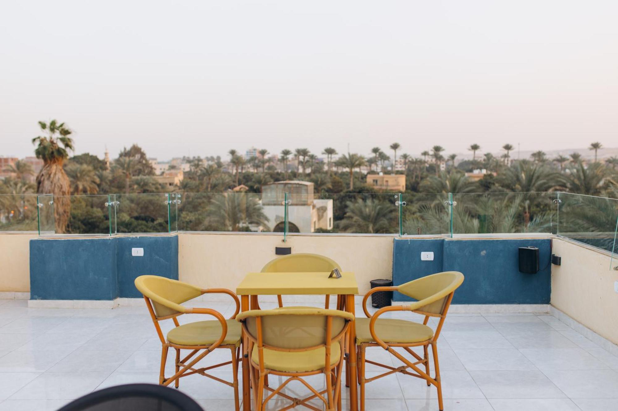 Hotel Regent Pyramids View Kafret el-Gabal Exteriér fotografie