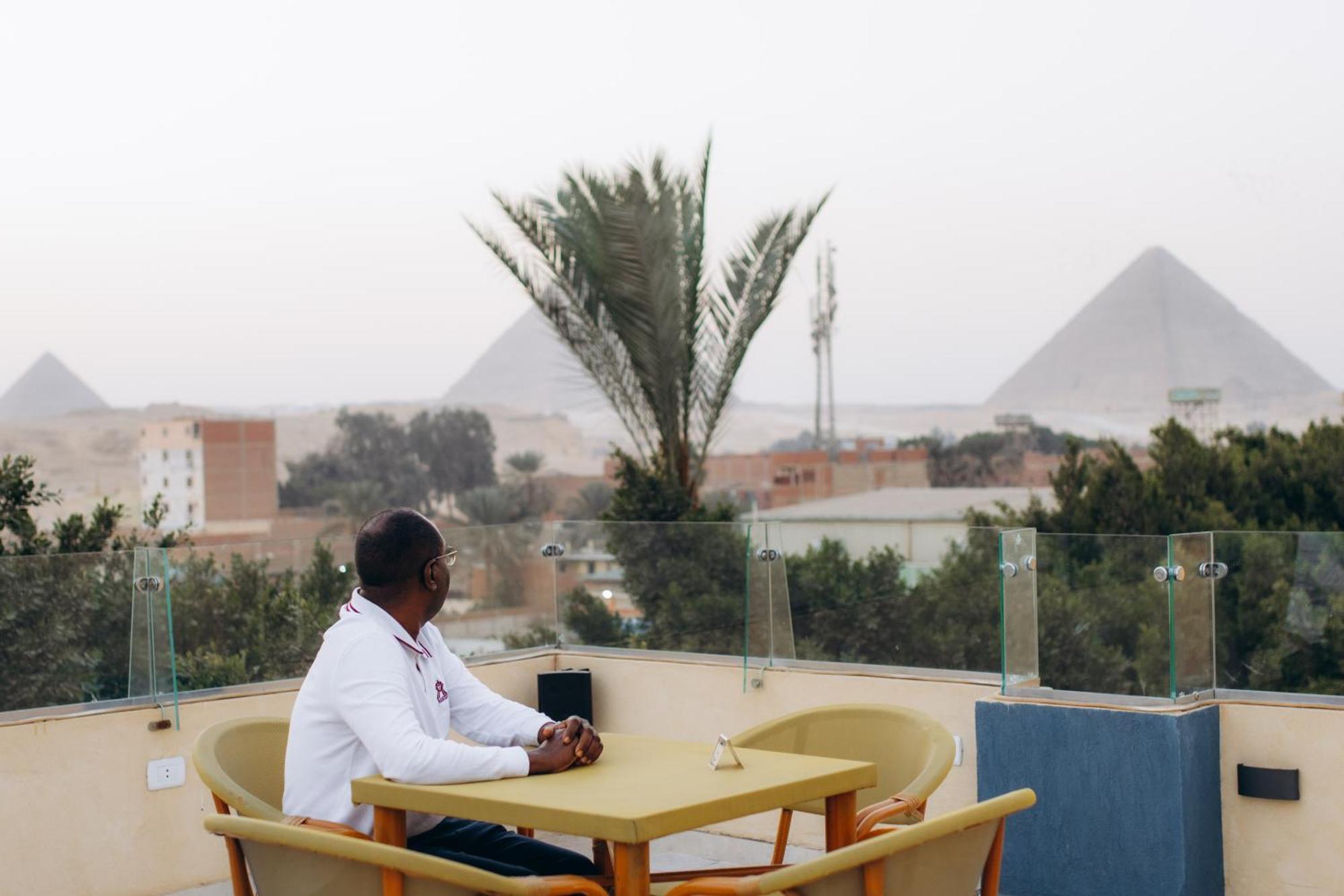 Hotel Regent Pyramids View Kafret el-Gabal Exteriér fotografie